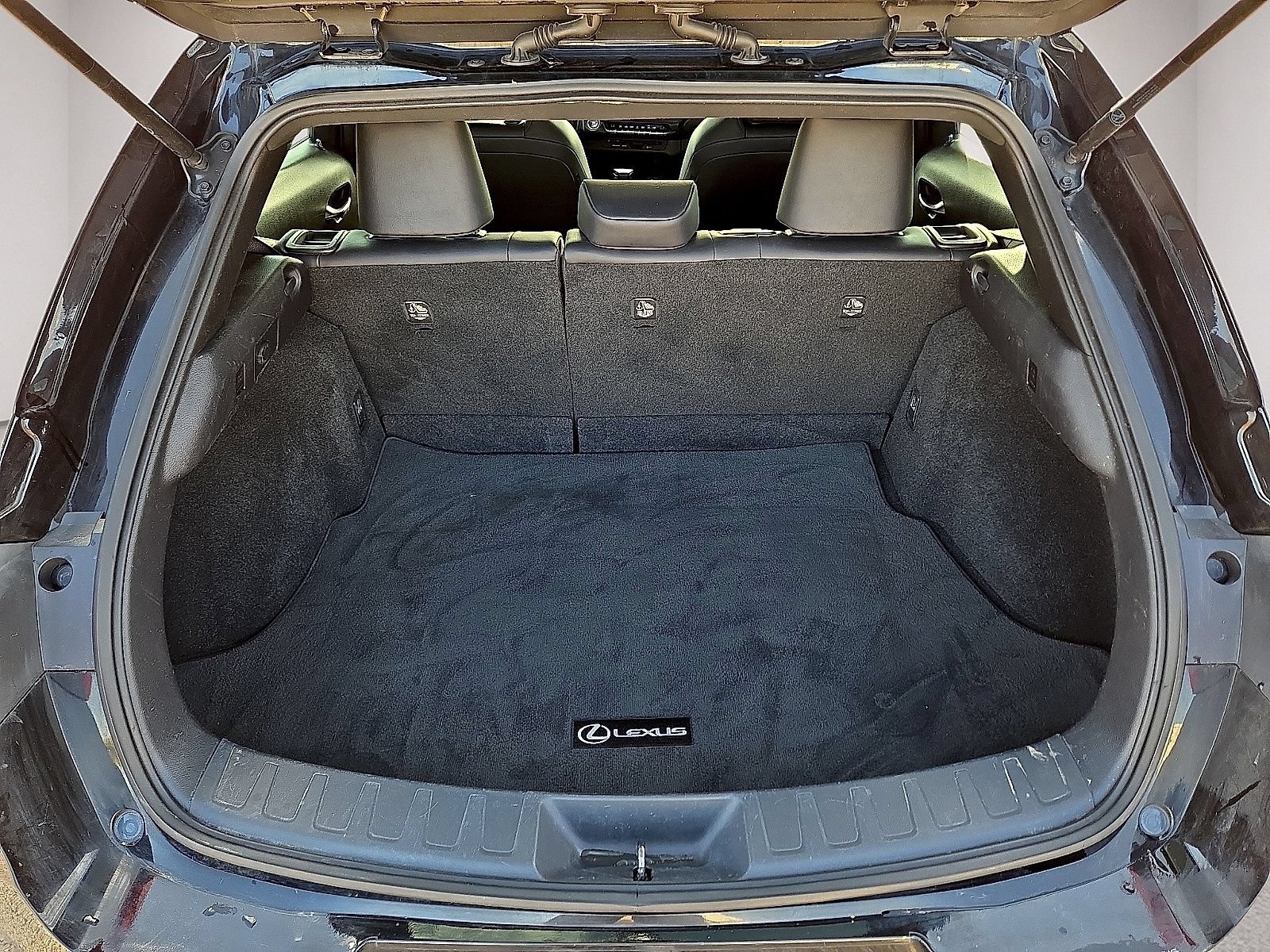 Used 2019 Lexus UX 200 w/ Accessory Package 2 FWD image 13