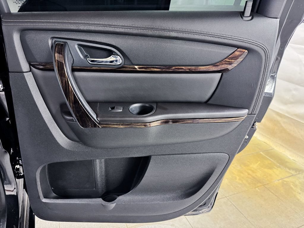 Used 2016 GMC Acadia Denali AWD/4WD image 16
