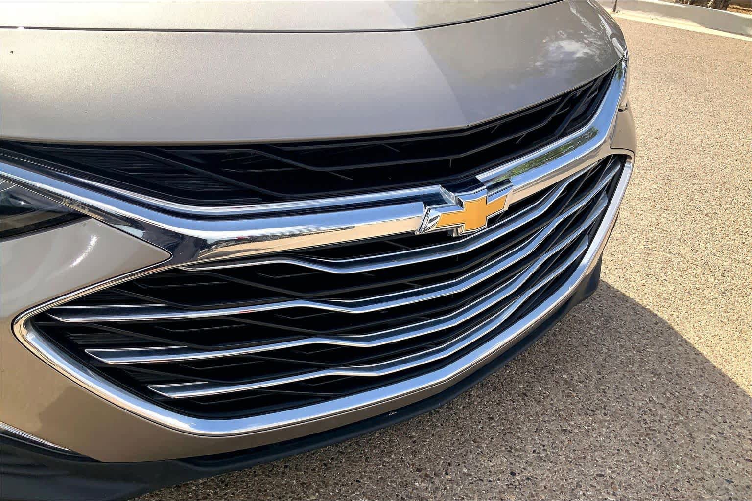 Used 2025 Chevrolet Malibu LS FWD image 36