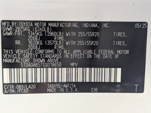 Used 2025 Toyota Grand Highlander AWD Hybrid image 29