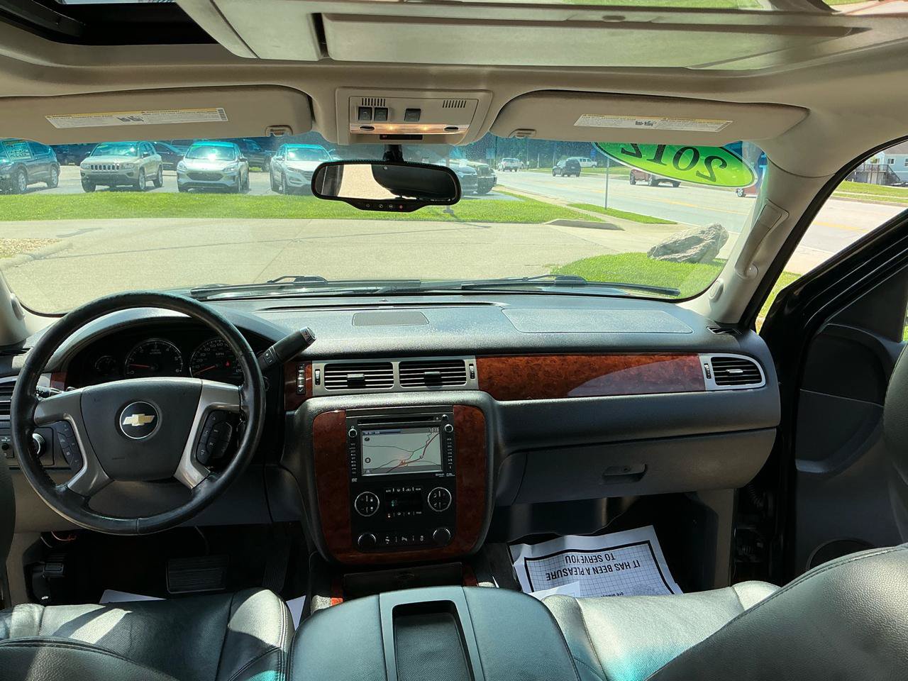 Used 2012 Chevrolet Suburban LTZ AWD/4WD image 10