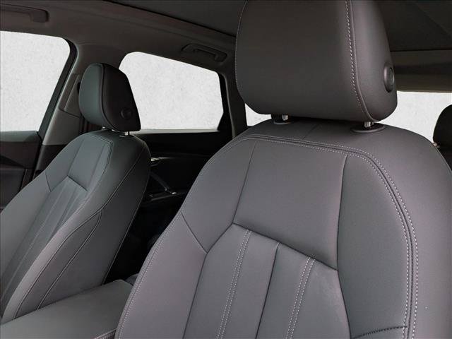 Certified 2025 Audi Q5 Premium AWD/4WD image 16