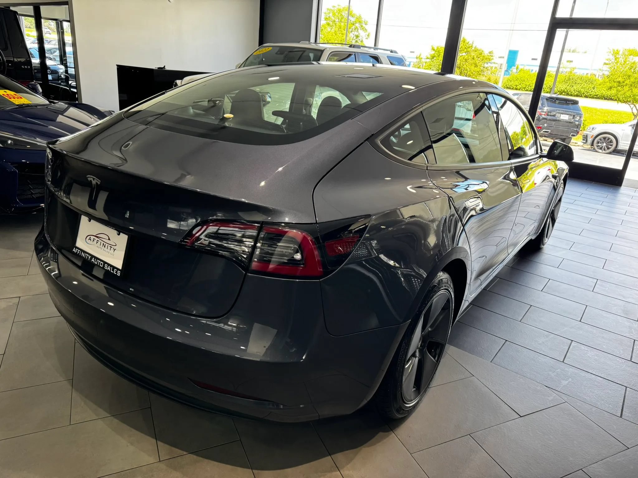 Used 2023 Tesla Model 3 Standard Range RWD image 4