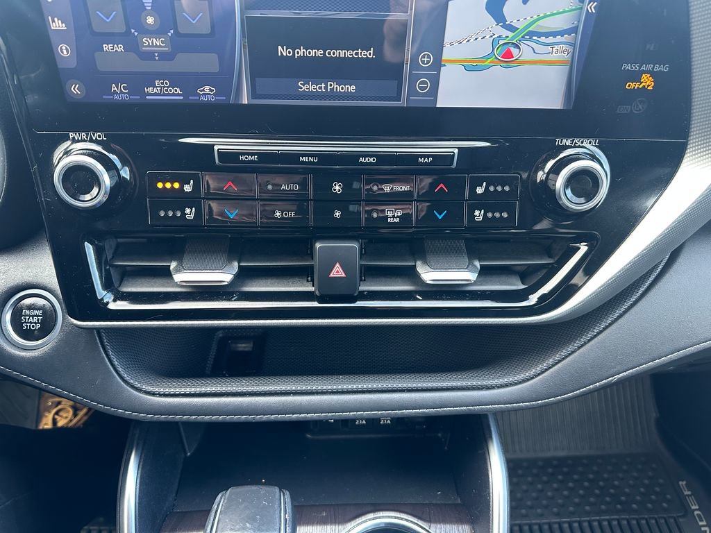 Used 2020 Toyota Highlander Platinum AWD/4WD image 18