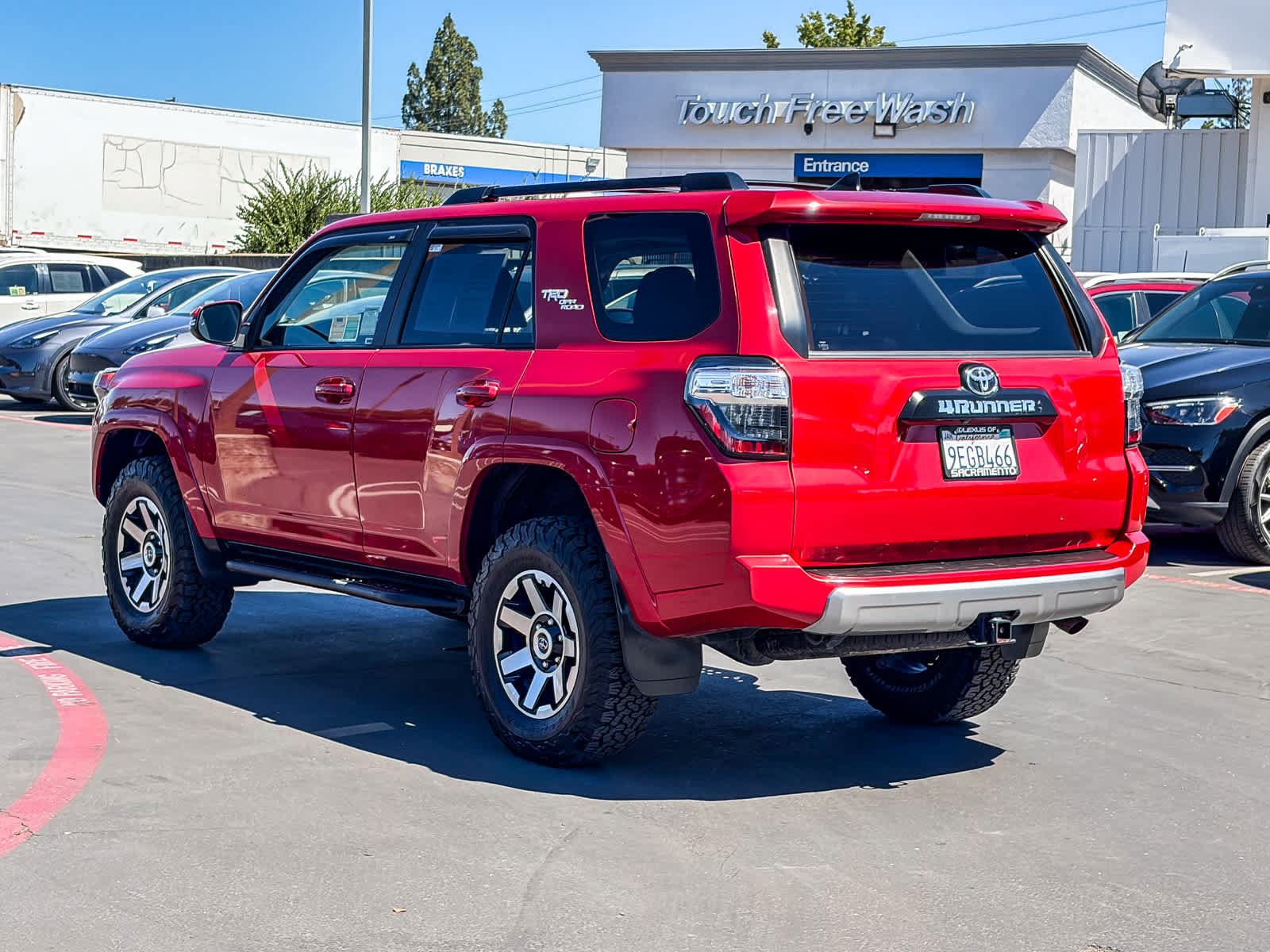 Used 2023 Toyota 4Runner TRD Off-Road Premium w/ Moonroof Package AWD/4WD video 2