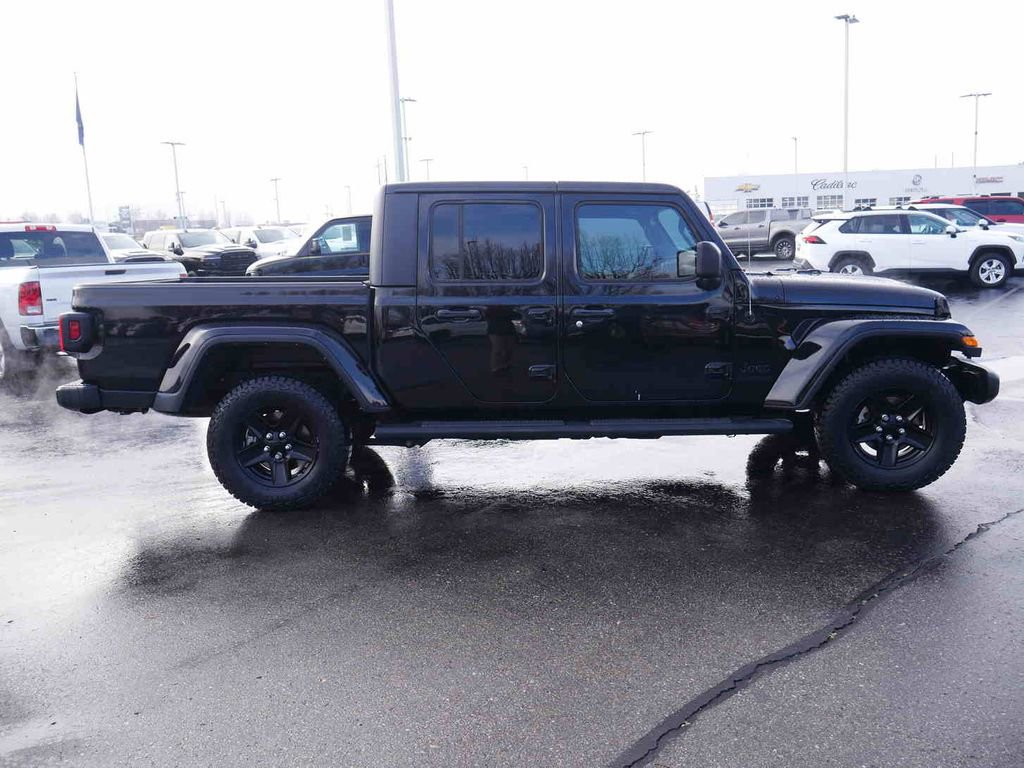 Certified 2021 Jeep Gladiator Sport image 24