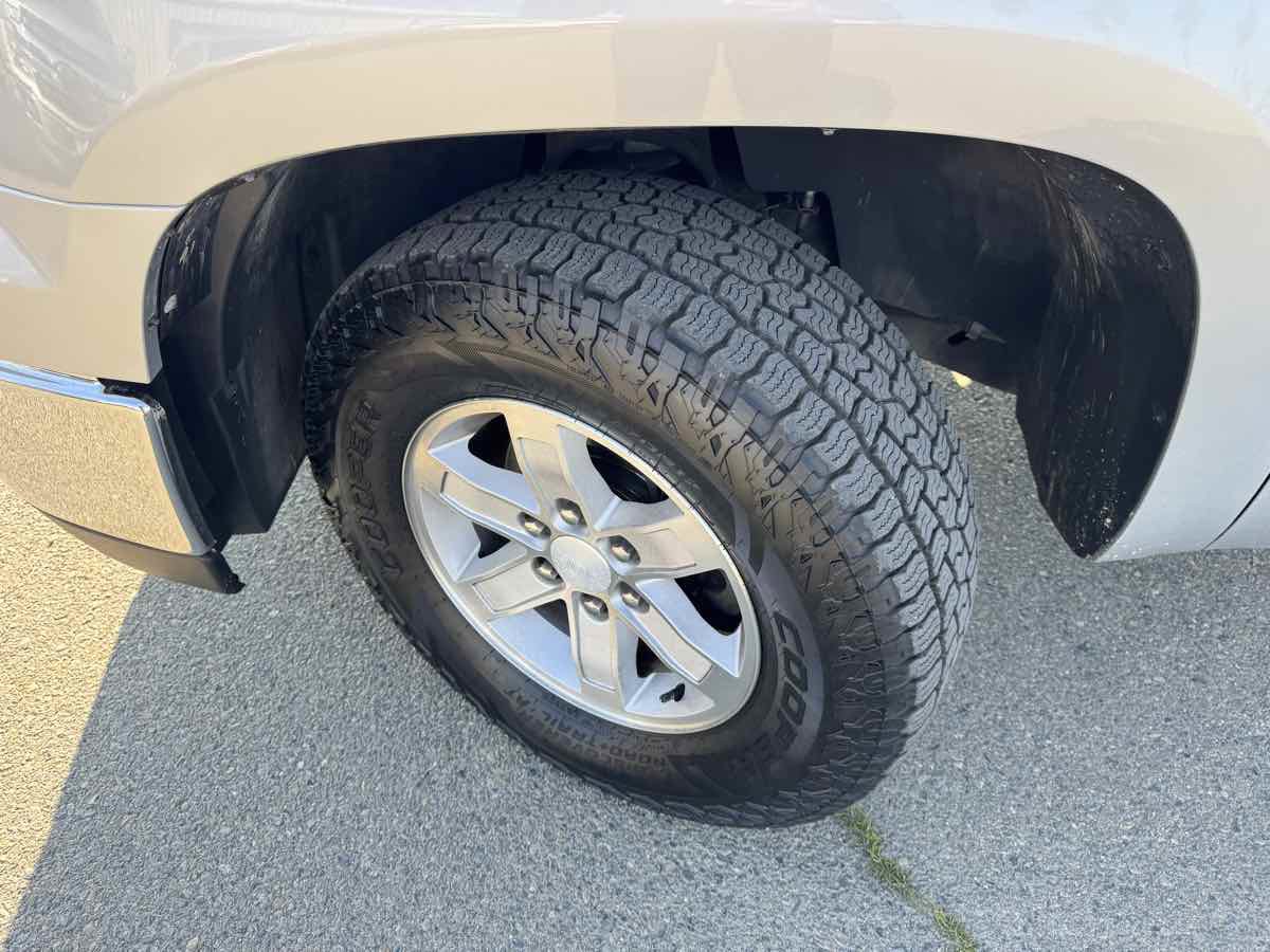 Used 2013 GMC Sierra 1500 SLE w/ Power Tech Package image 35