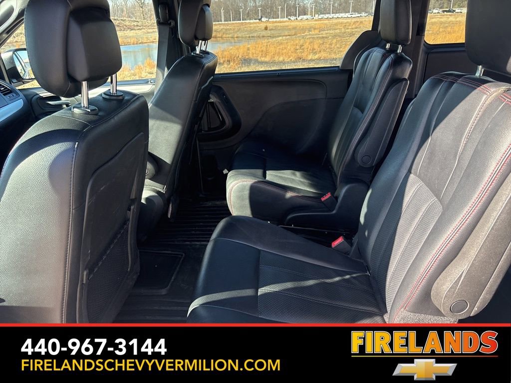 Used 2019 Dodge Grand Caravan GT image 38