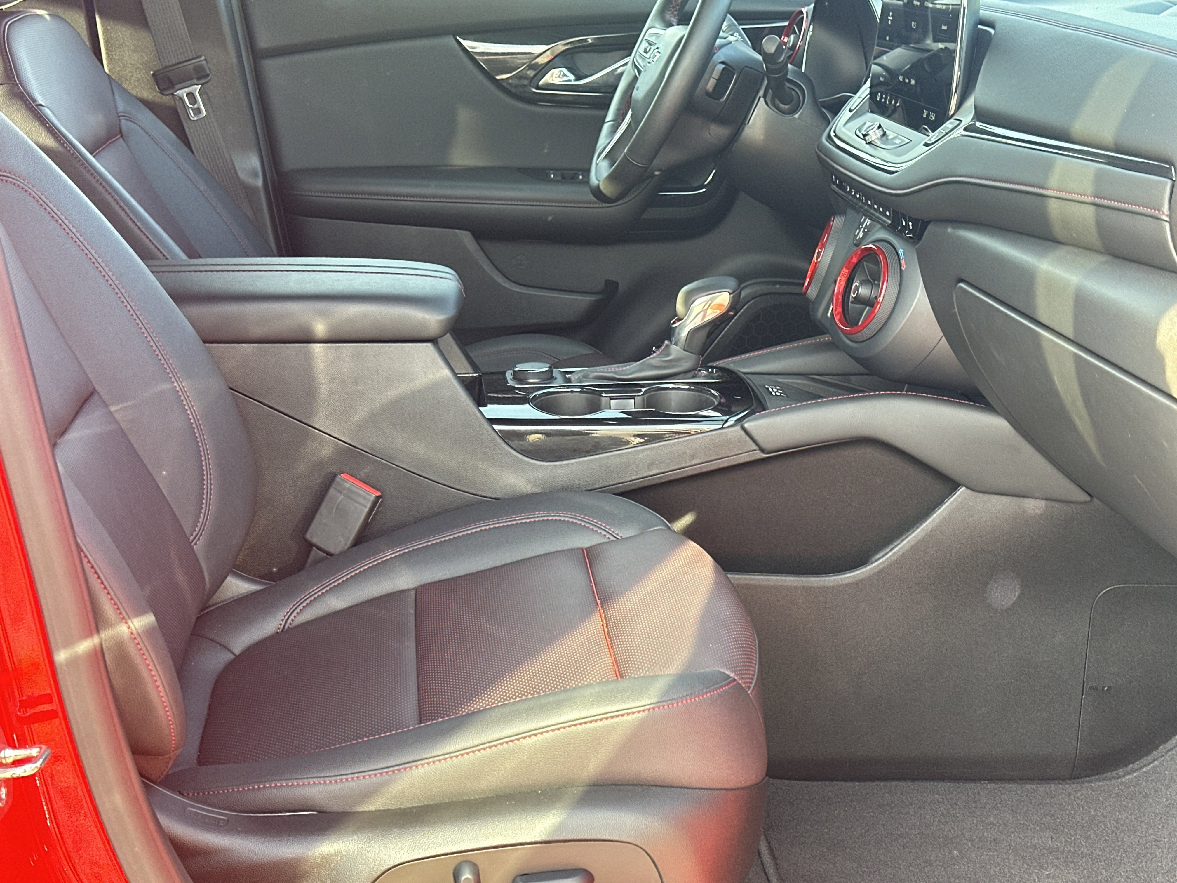 Used 2023 Chevrolet Blazer RS w/ Driver Confidence II Package FWD image 13