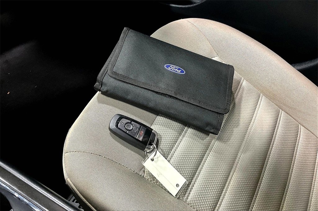 Used 2018 Ford Fusion S image 32