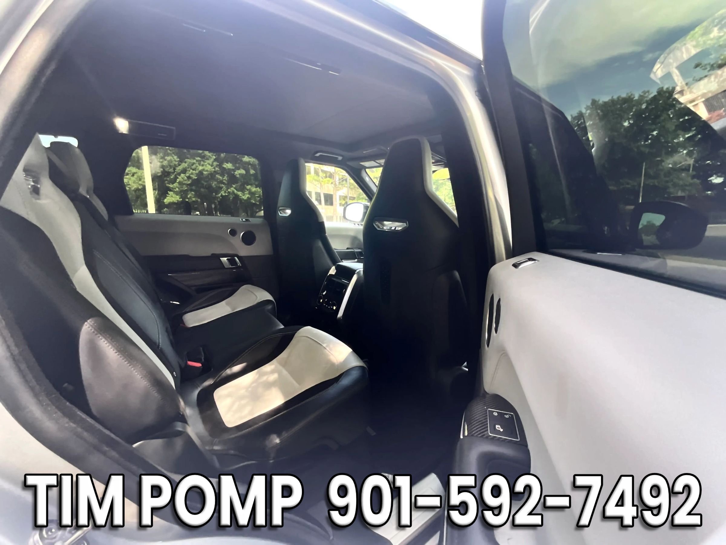 Used 2019 Land Rover Range Rover Sport SVR AWD/4WD image 24
