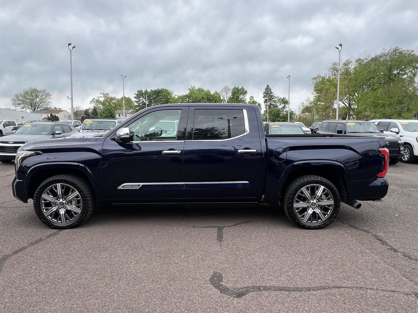 Used 2023 Toyota Tundra Capstone AWD/4WD image 4