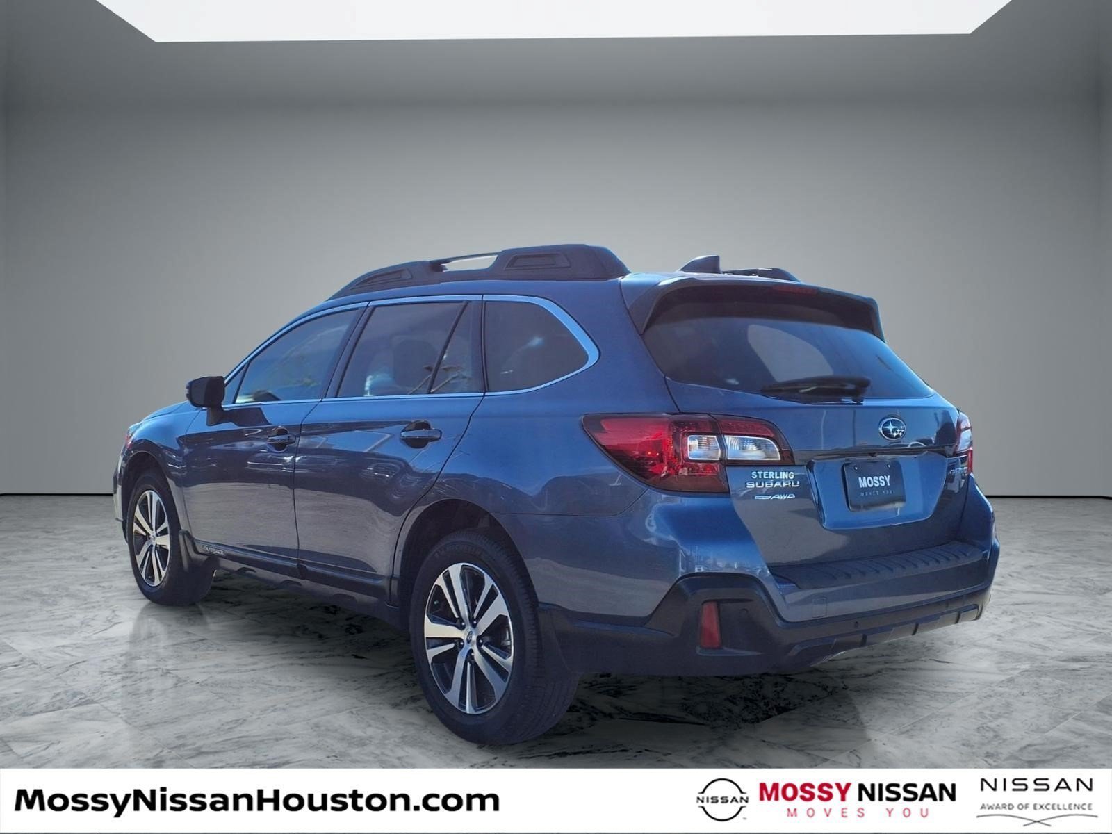 Used 2018 Subaru Outback 2.5i Limited AWD/4WD image 2