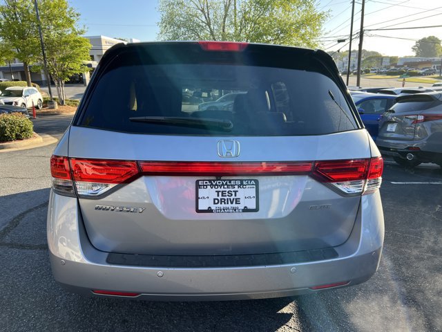 Used 2016 Honda Odyssey Touring Elite image 4