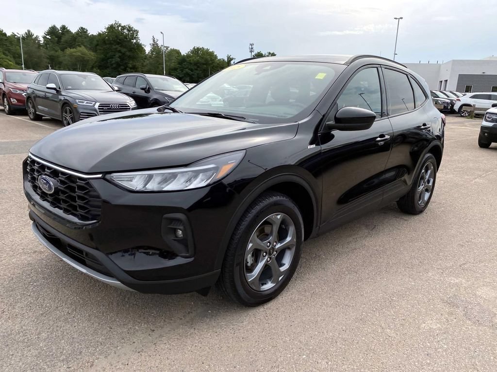 Used 2025 Ford Escape ST-Line Select AWD/4WD image 10