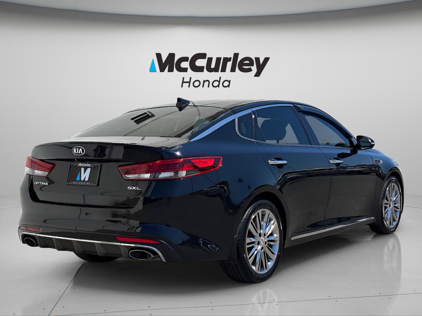 Used 2017 Kia Optima SX FWD image 3
