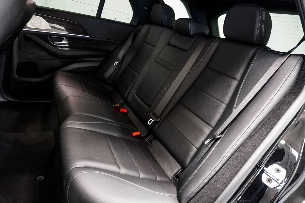 Used 2025 Mercedes-Benz GLE 450e 4MATIC image 9