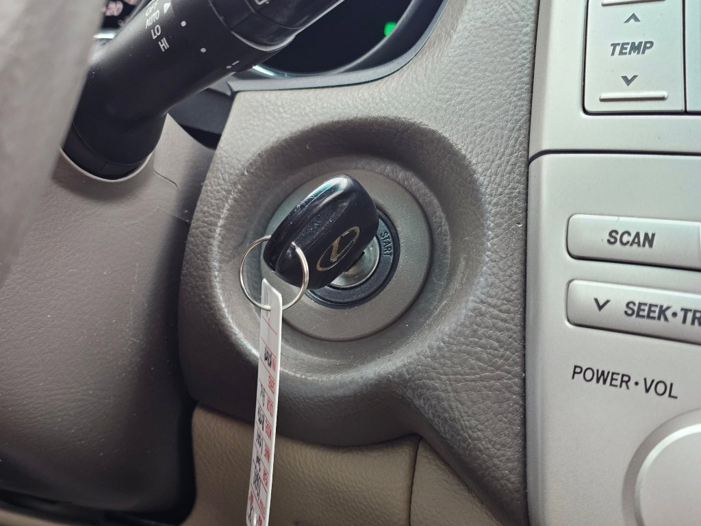 Used 2004 Lexus RX 330 AWD image 10