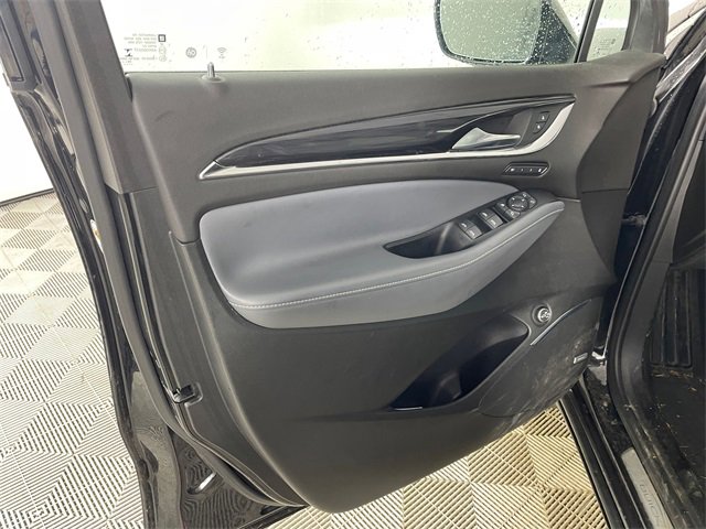 Used 2020 Buick Enclave Premium w/ Sun and Sites Package image 11