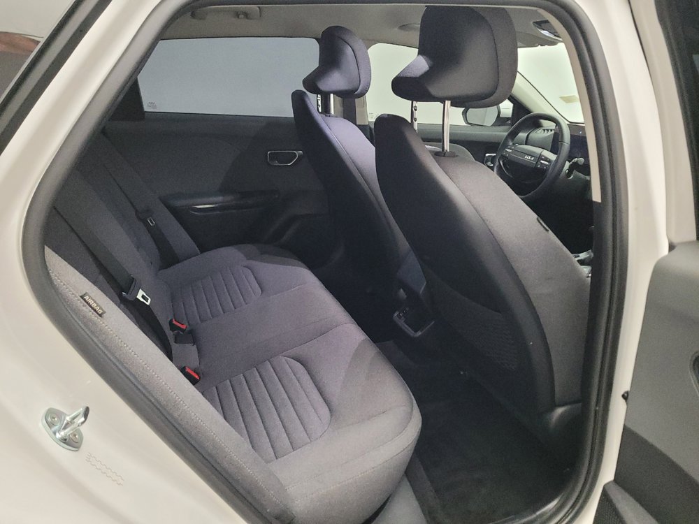 Used 2025 Kia K4 EX FWD image 19