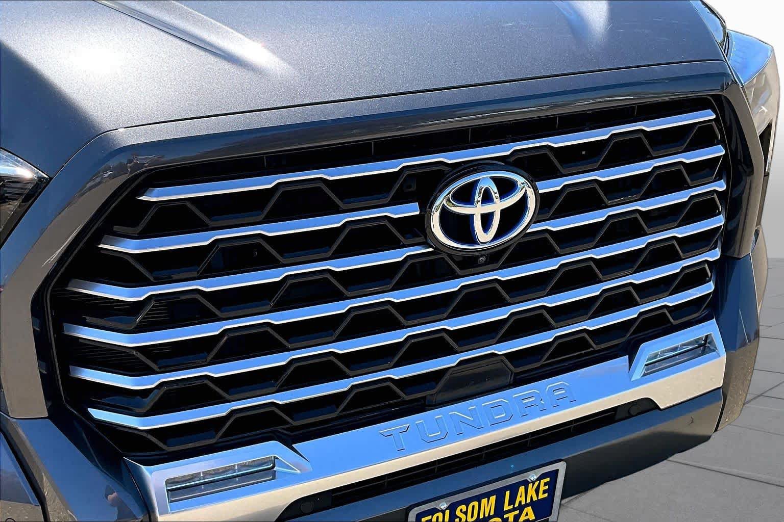 Used 2024 Toyota Tundra Capstone AWD/4WD image 29