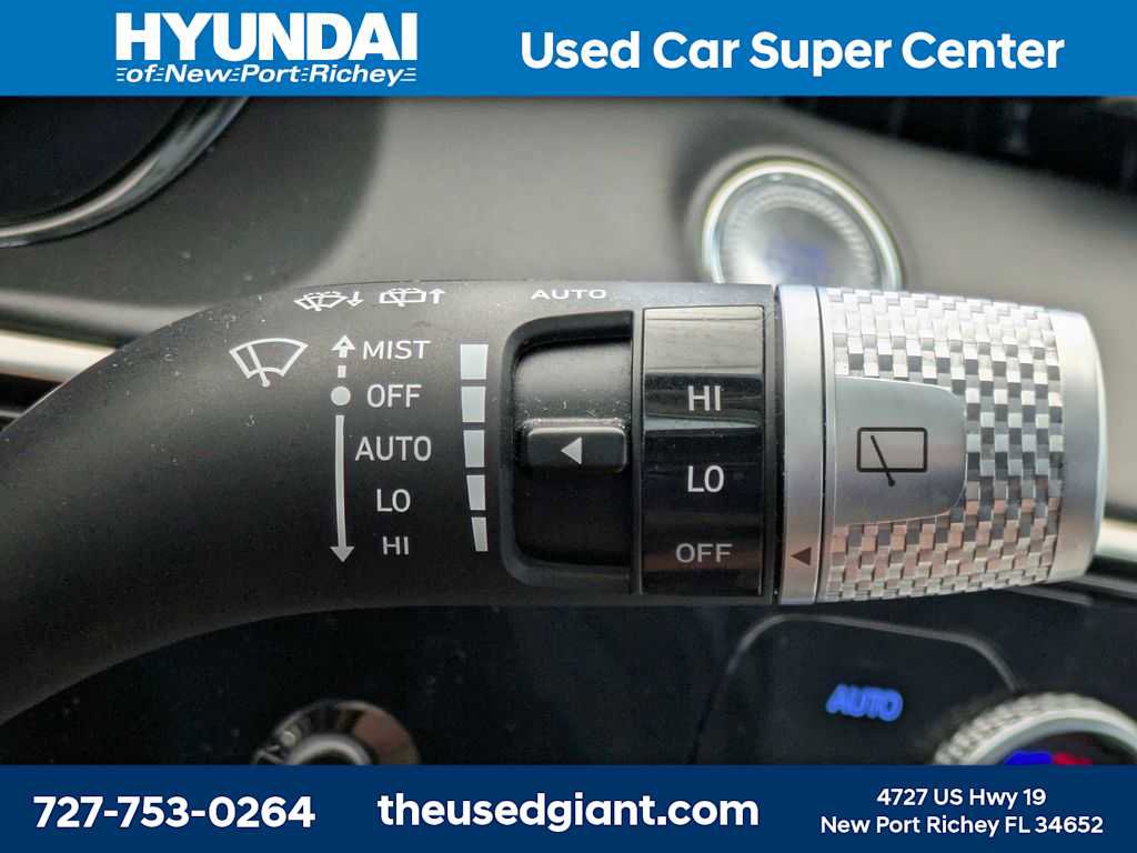 Used 2022 Genesis GV70 2.5T w/ Select Package AWD/4WD image 41