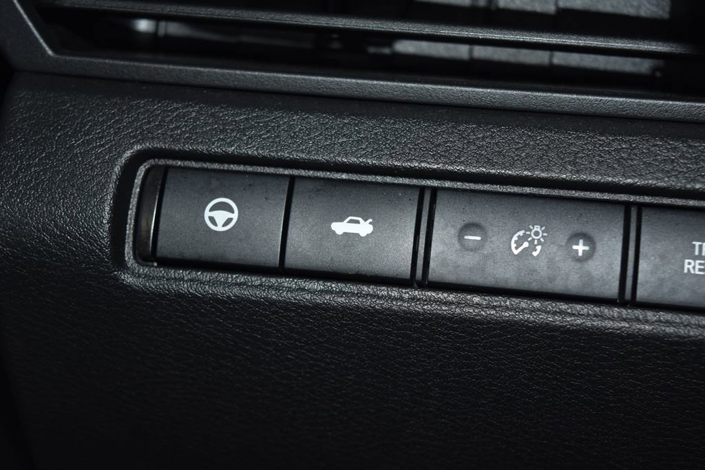 Certified 2024 Nissan Altima 2.0 SR image 15