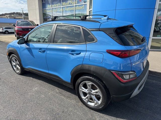 Used 2022 Hyundai Kona SEL image 3