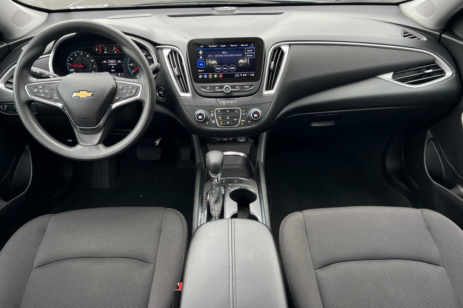 Used 2024 Chevrolet Malibu LT image 12