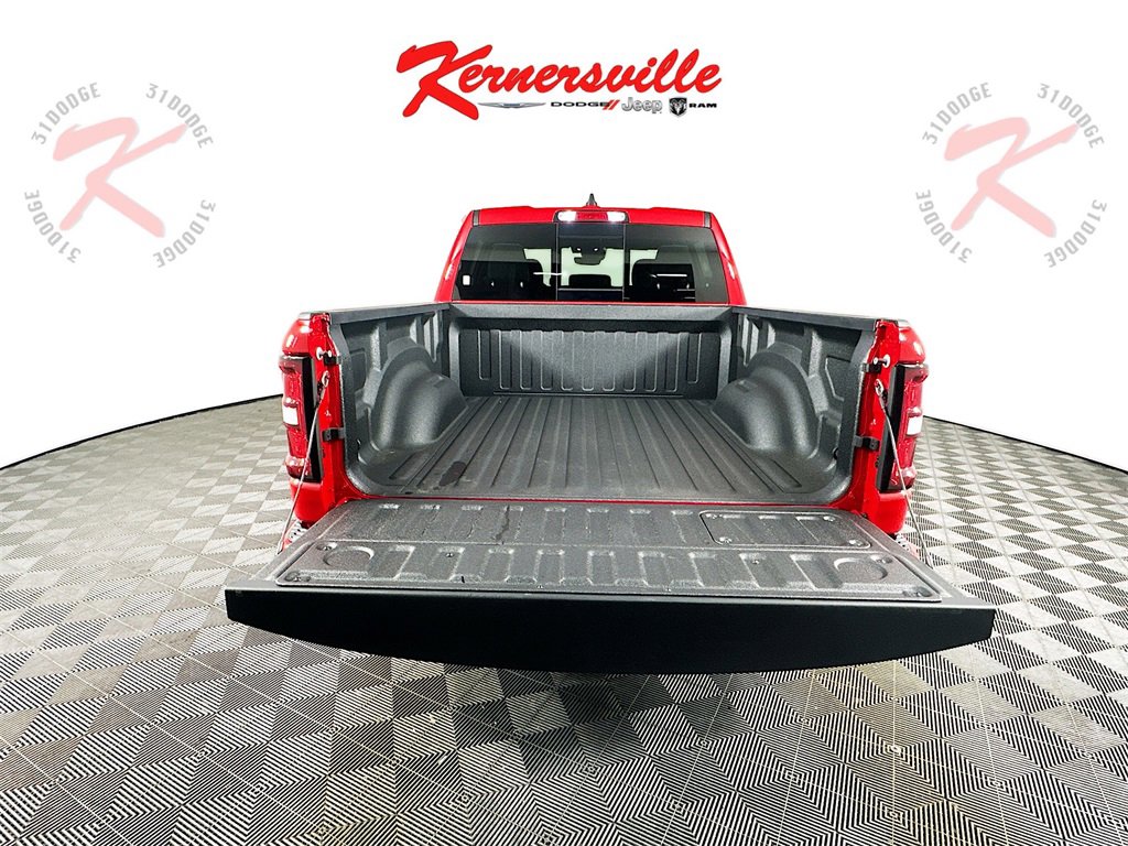 Used 2025 RAM 1500 Laramie w/ Night Edition image 30