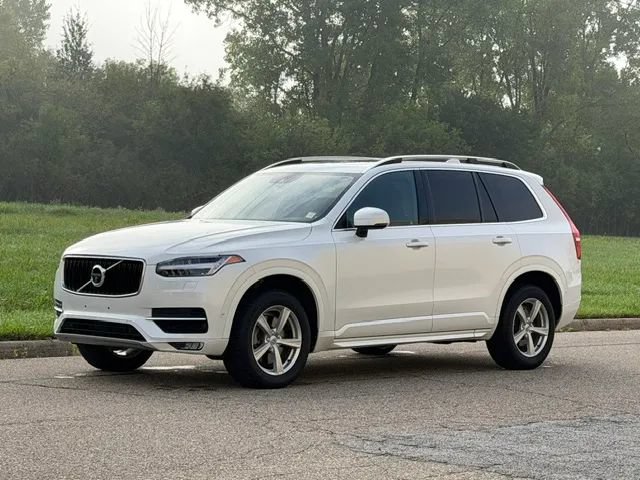 Used 2018 Volvo XC90 T5 Momentum w/ Convenience Package AWD/4WD image 6