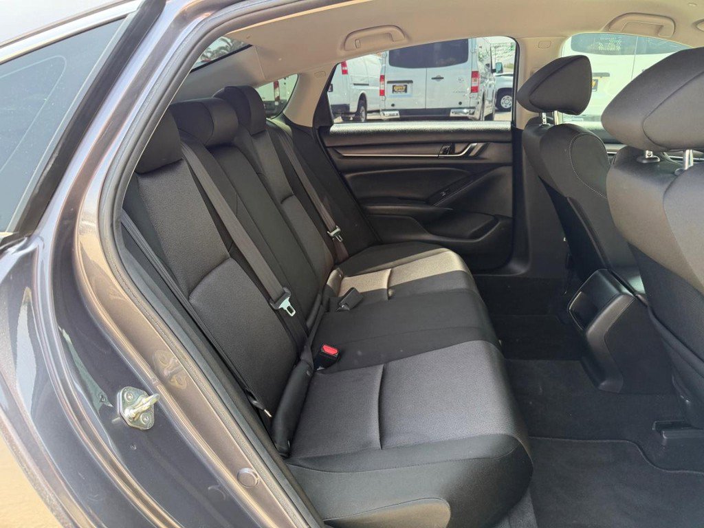 Used 2019 Honda Accord LX image 36