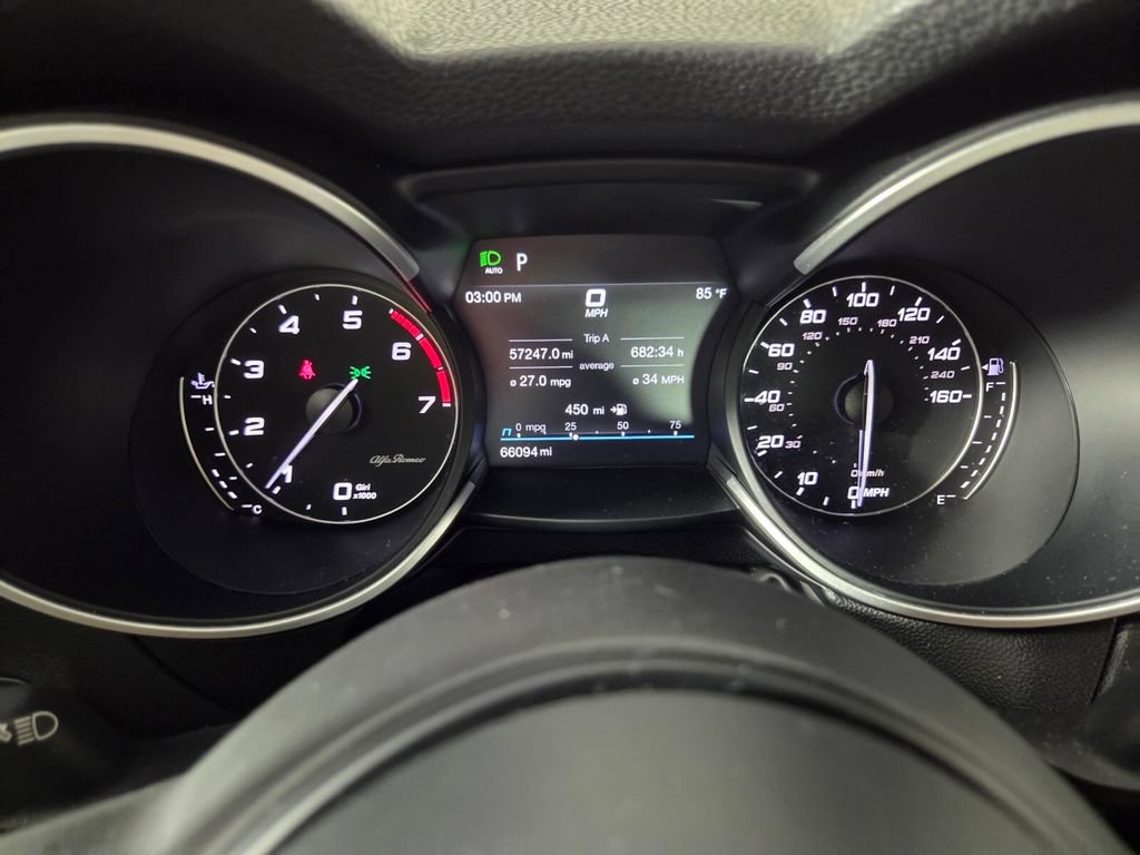Used 2023 Alfa Romeo Stelvio Sprint RWD image 14