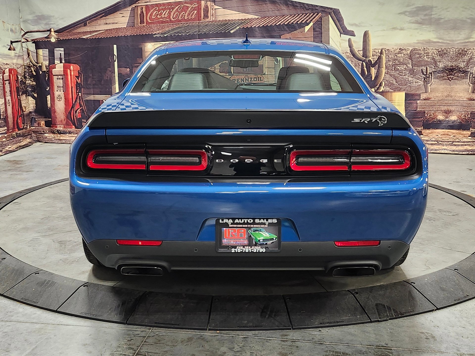 Used 2022 Dodge Challenger SRT Hellcat RWD image 4