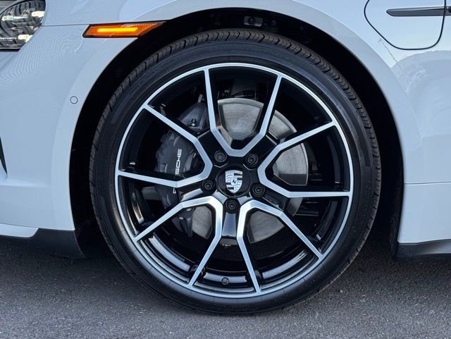 New 2026 Porsche Taycan image 11