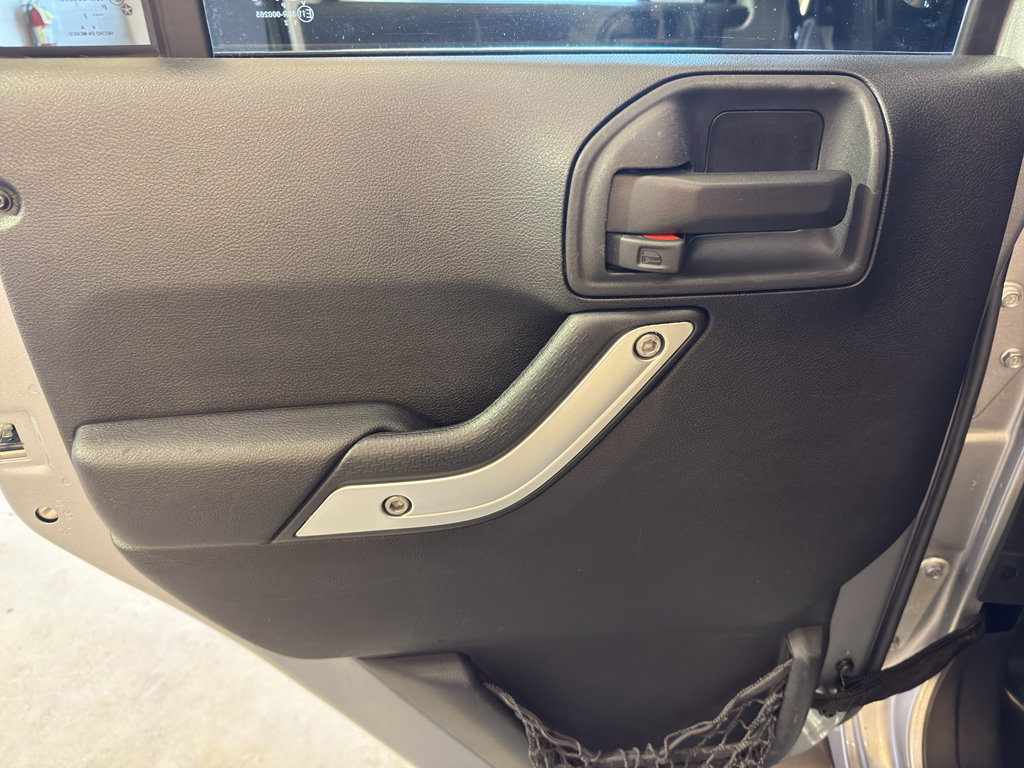 Used 2013 Jeep Wrangler Unlimited Sahara w/ Connectivity Group image 24