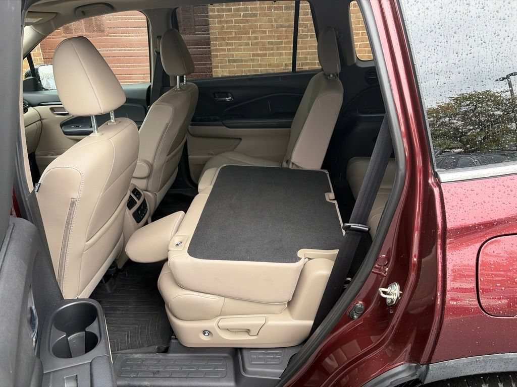 Used 2018 Honda Pilot Touring image 22