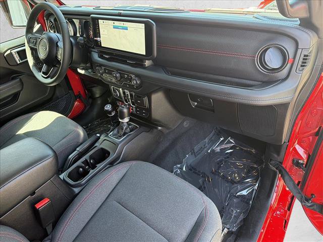 Used 2026 Jeep Wrangler Unlimited Rubicon AWD/4WD image 27