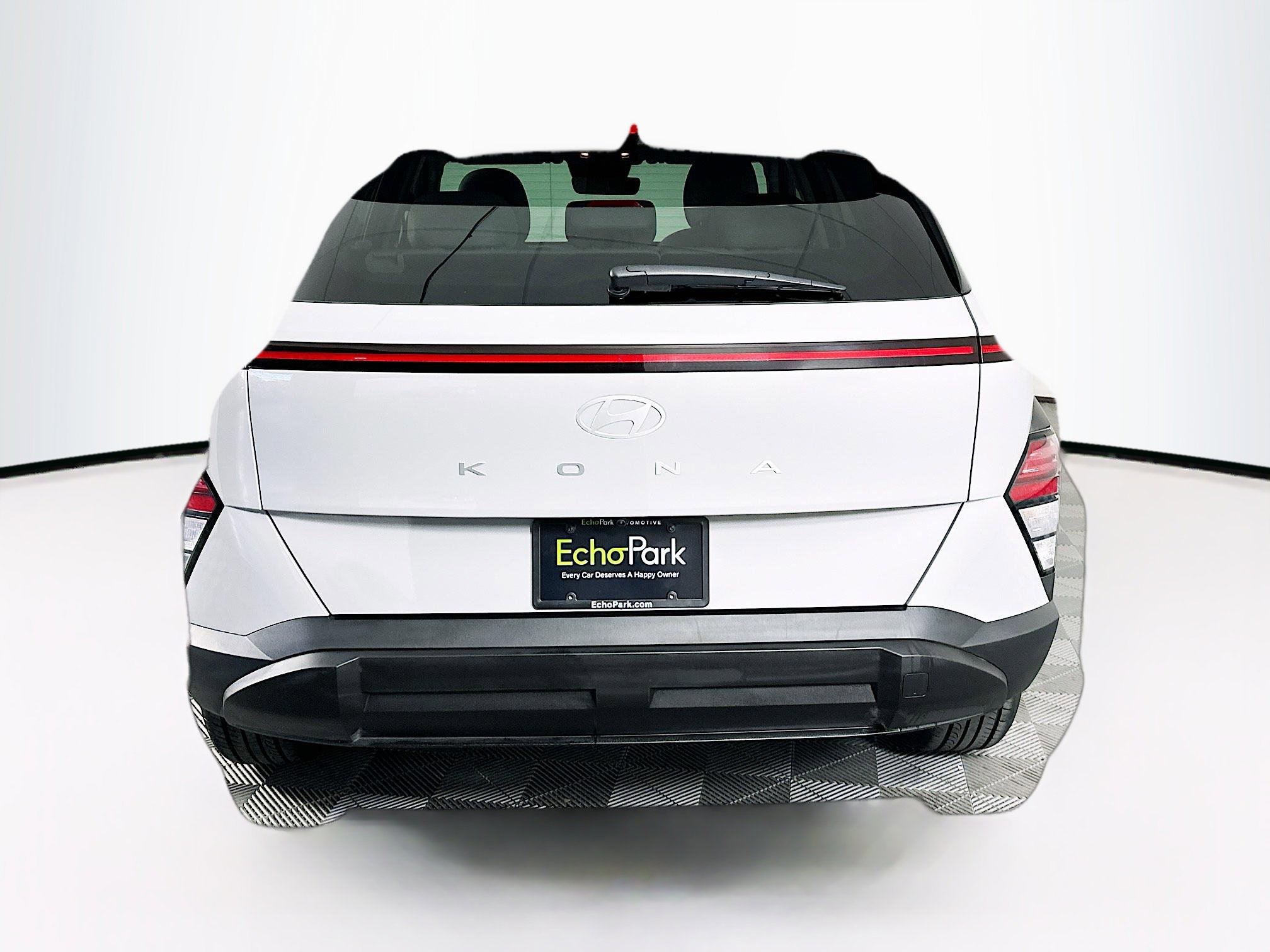 Used 2025 Hyundai Kona SEL image 7