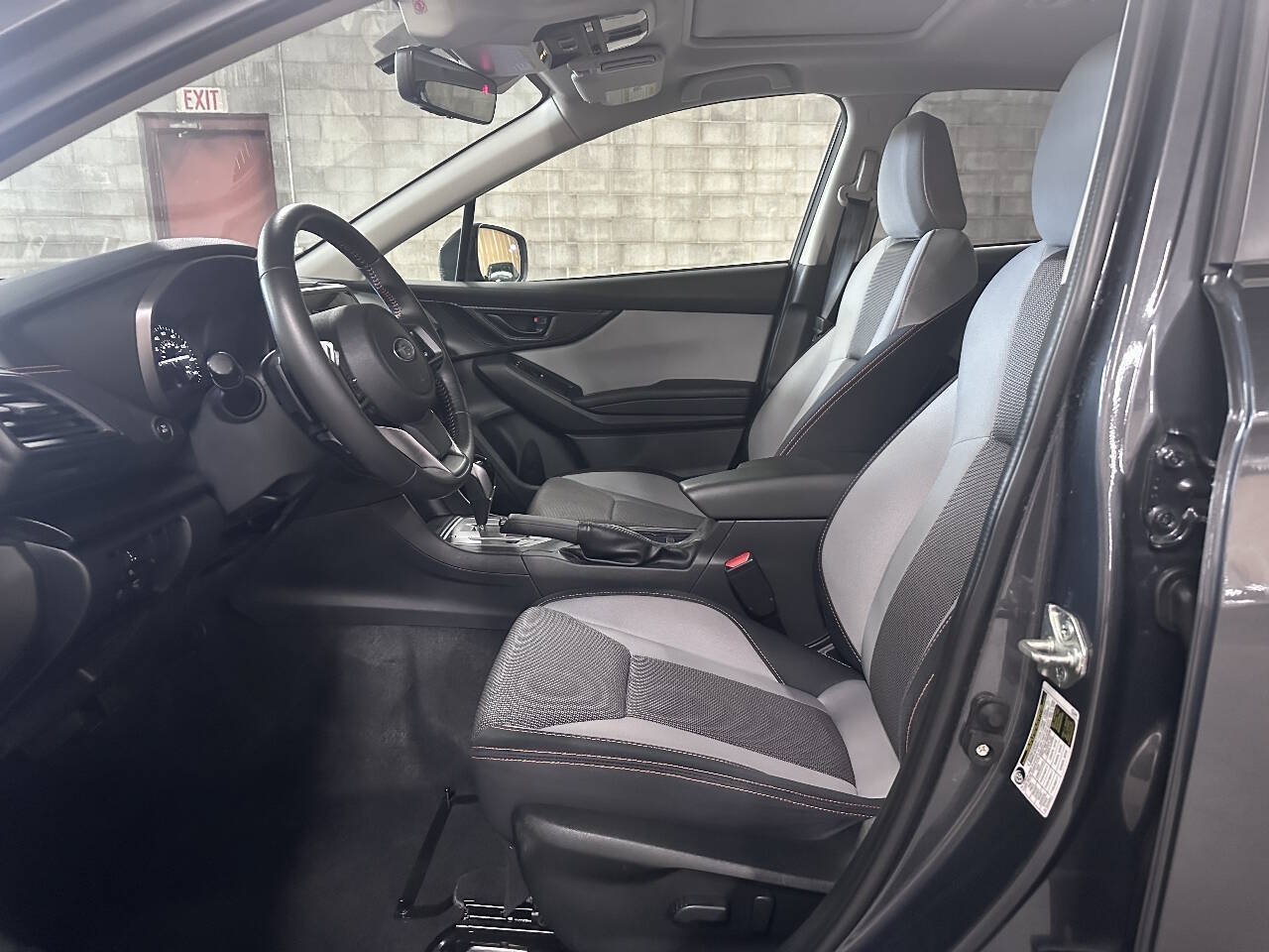 Used 2021 Subaru Crosstrek 2.0i Premium w/ Moonroof Package AWD/4WD image 9