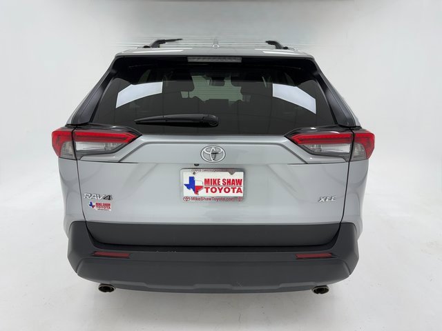 Used 2024 Toyota RAV4 XLE image 19
