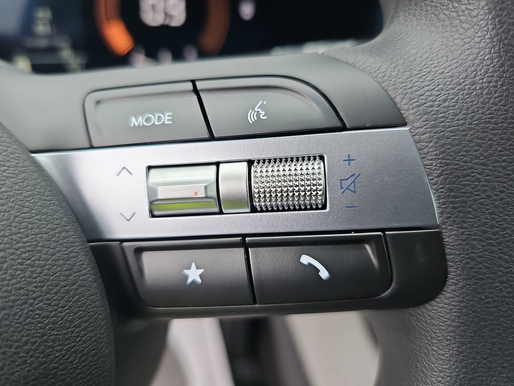 New 2026 Hyundai Tucson SE image 17