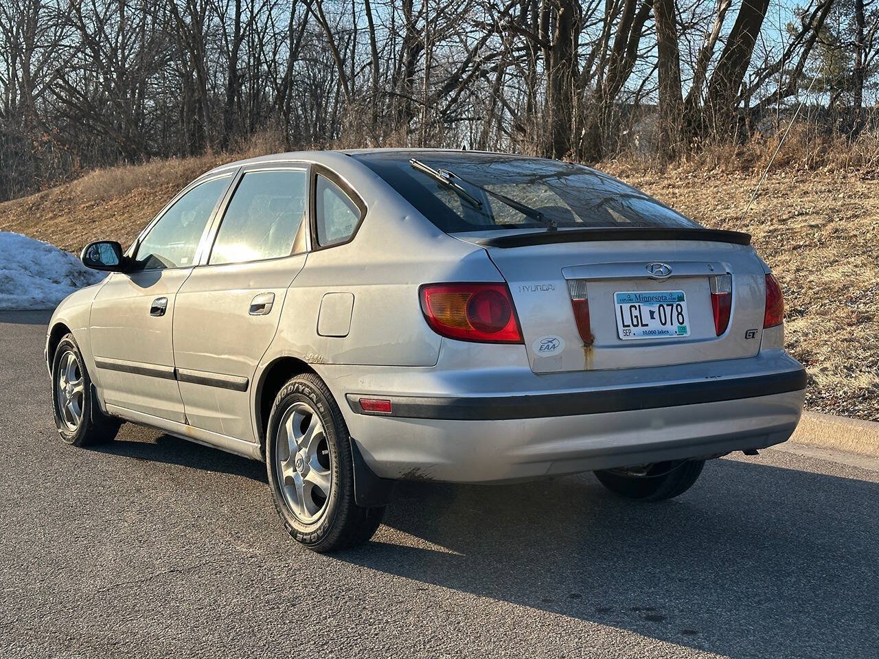 Used 2003 Hyundai Elantra GT FWD image 3