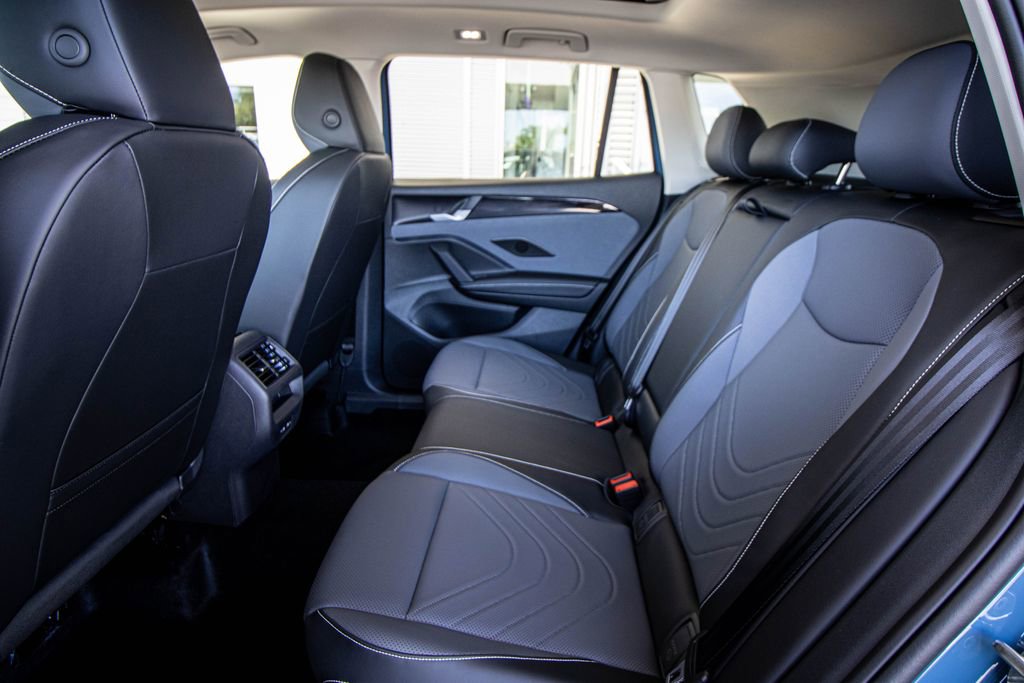 New 2026 Volkswagen Tiguan SE FWD image 27
