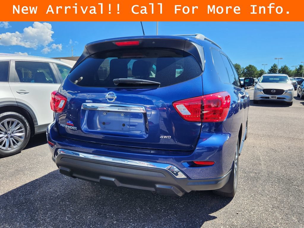 Used 2017 Nissan Pathfinder S AWD/4WD image 6