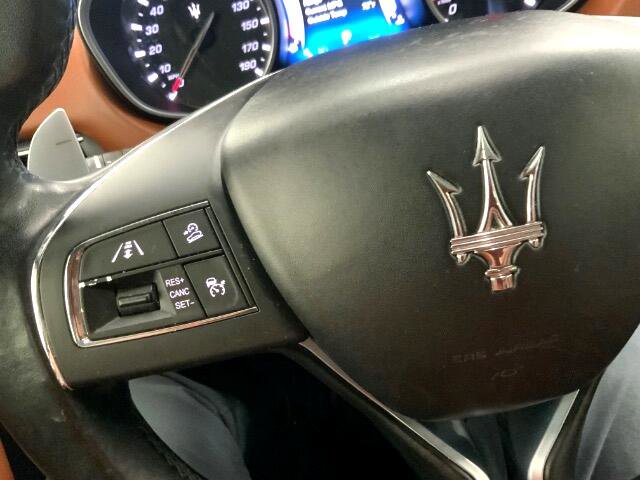 Used 2017 Maserati Levante S image 21