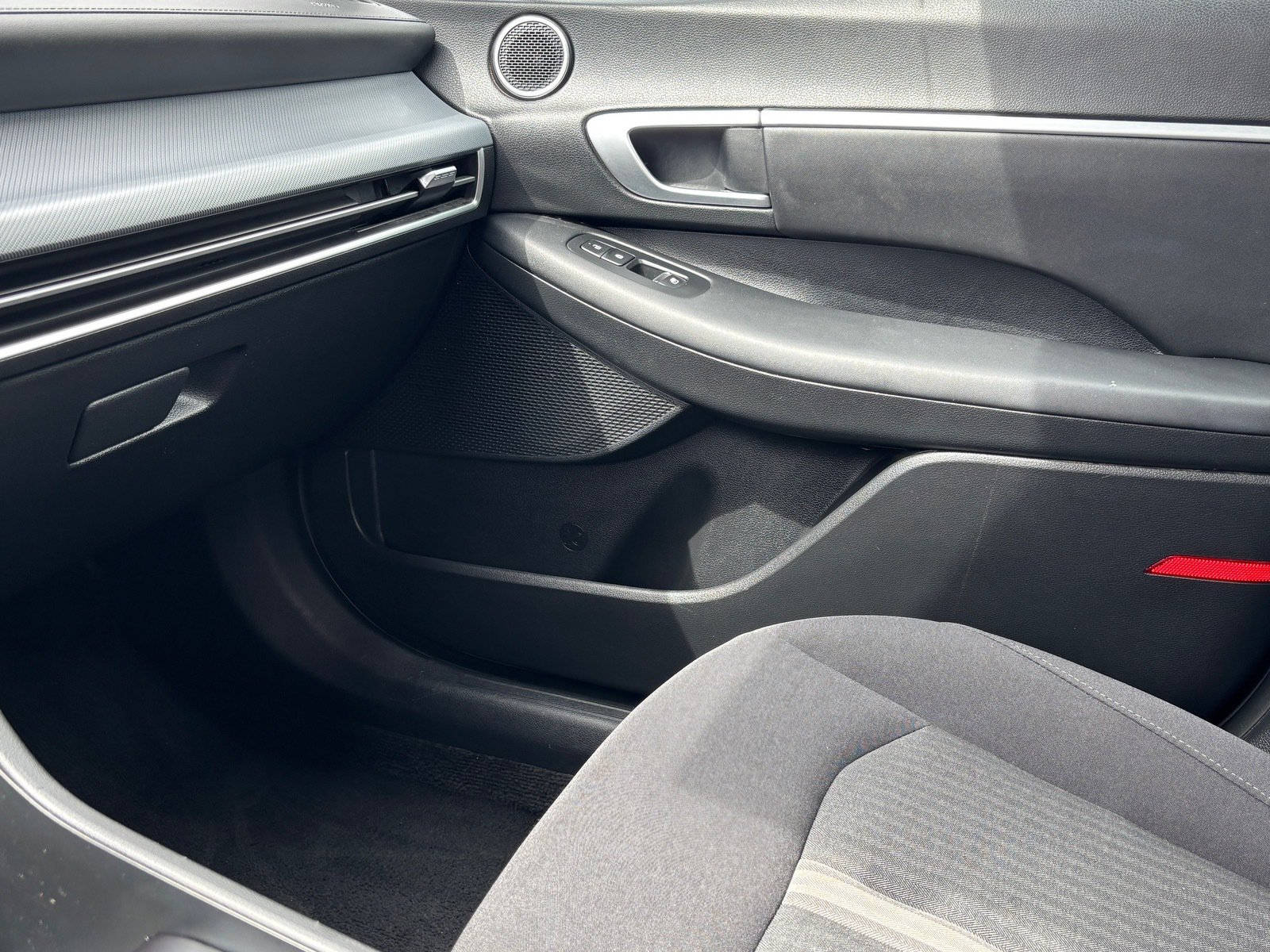 Used 2025 Hyundai Sonata SEL FWD image 19