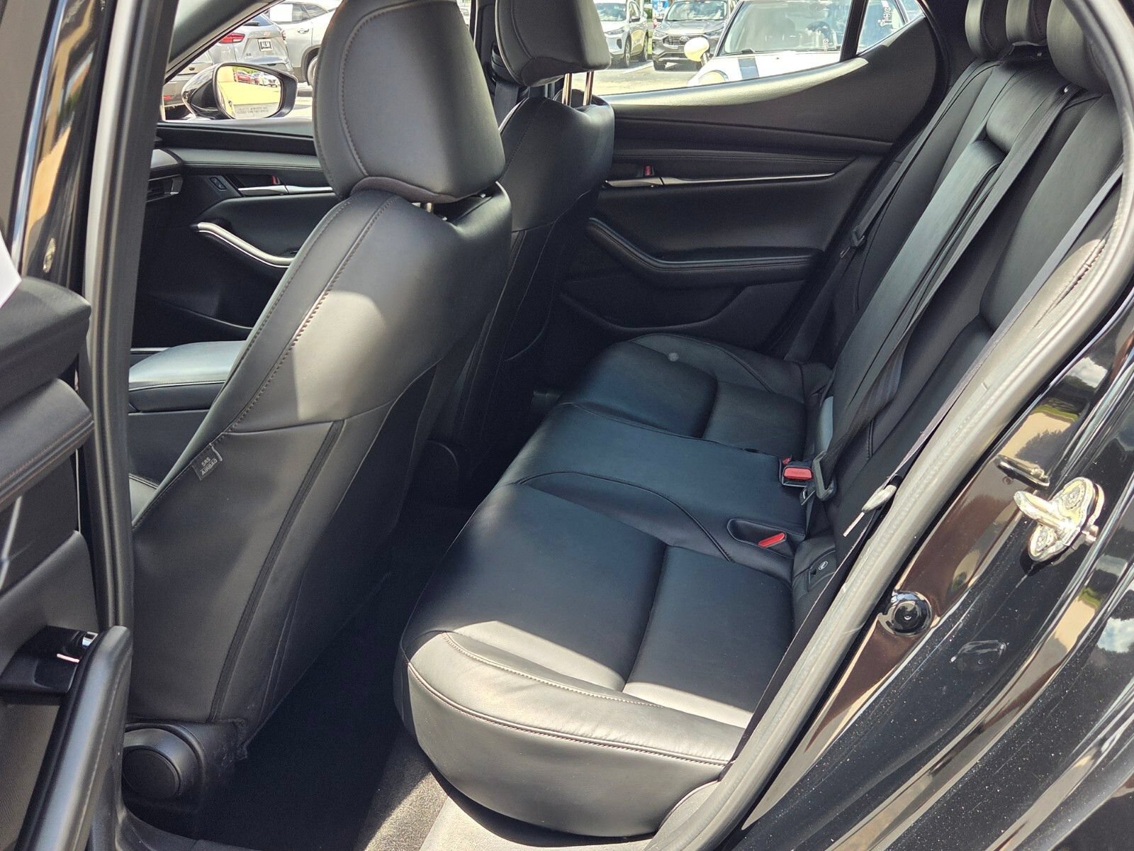Used 2024 MAZDA MAZDA3 s FWD image 6