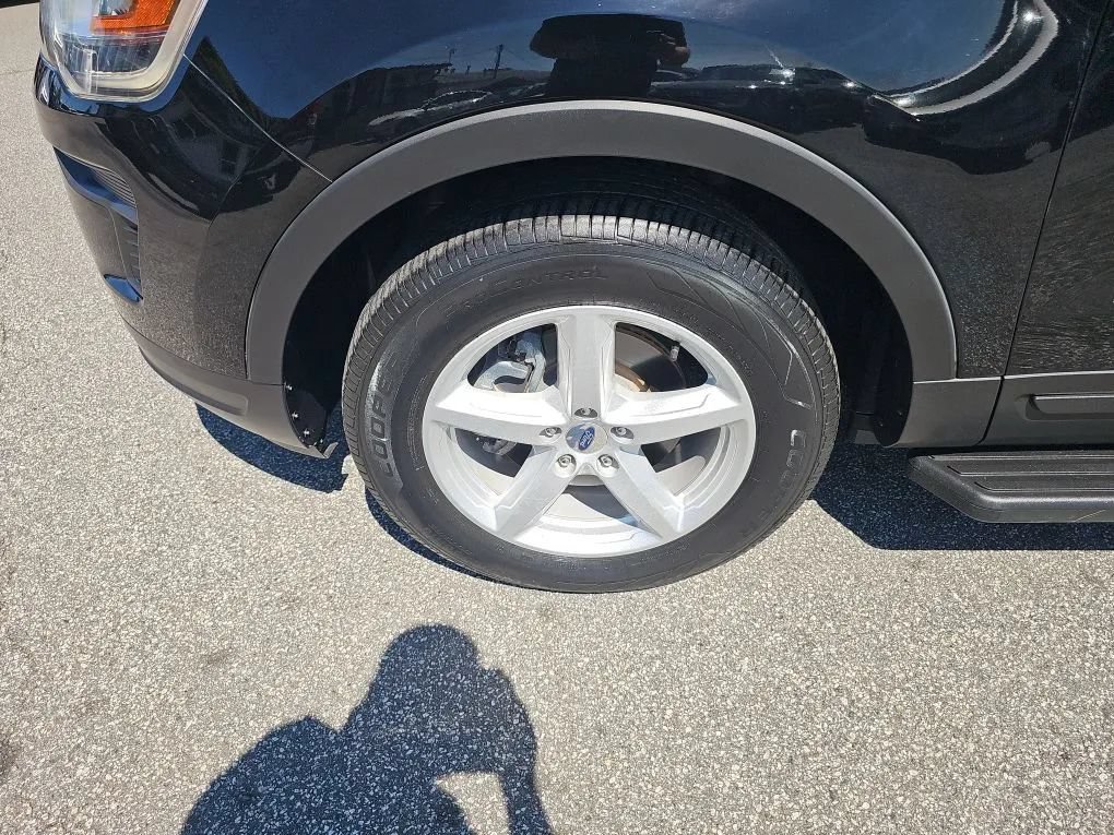 Used 2018 Ford Explorer 4WD image 8