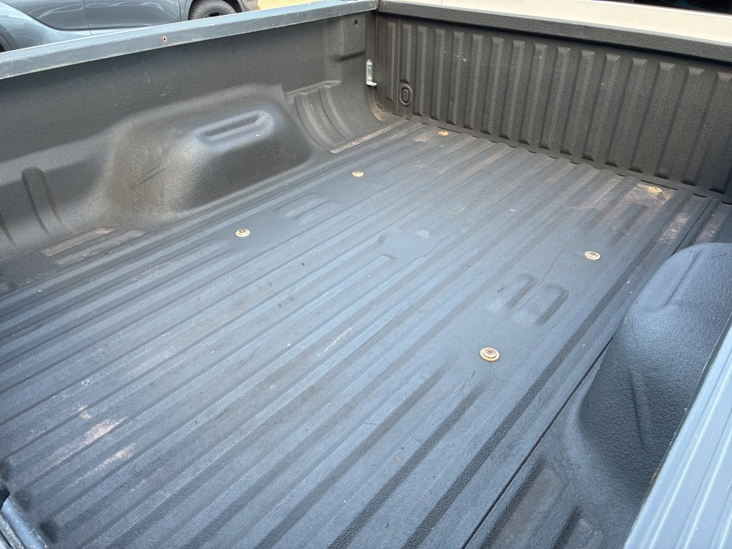 Used 2013 Ford F350 Lariat w/ Camper Pkg image 28